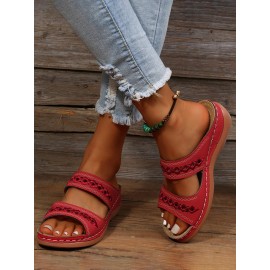 Retro Style Hollow Out Circular Embroidery Foot Casual Slippers