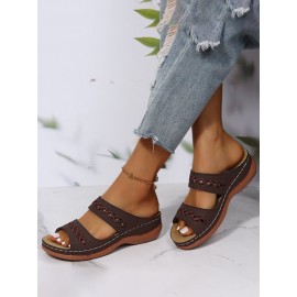 Retro Style Hollow Out Circular Embroidery Foot Casual Slippers