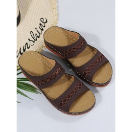 Retro Style Hollow Out Circular Embroidery Foot Casual Slippers