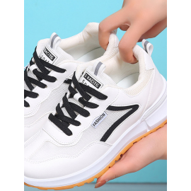 Sports Color Block Lace-Up Flat Heel Outdoor Sneakers