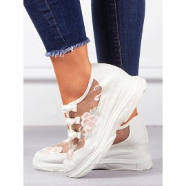 Breathable Mesh Floral Embroidery Casual Shoes