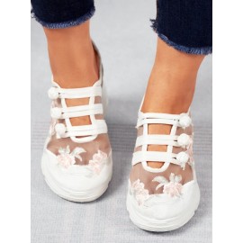 Breathable Mesh Floral Embroidery Casual Shoes