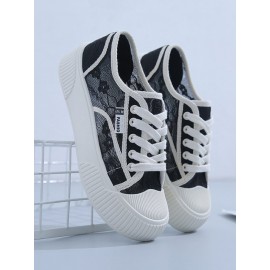 Airy Floral Lace Resort Flats